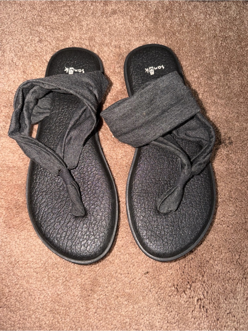 Sanuk Charcoal Yoga Sling Flip
Flop Sandal